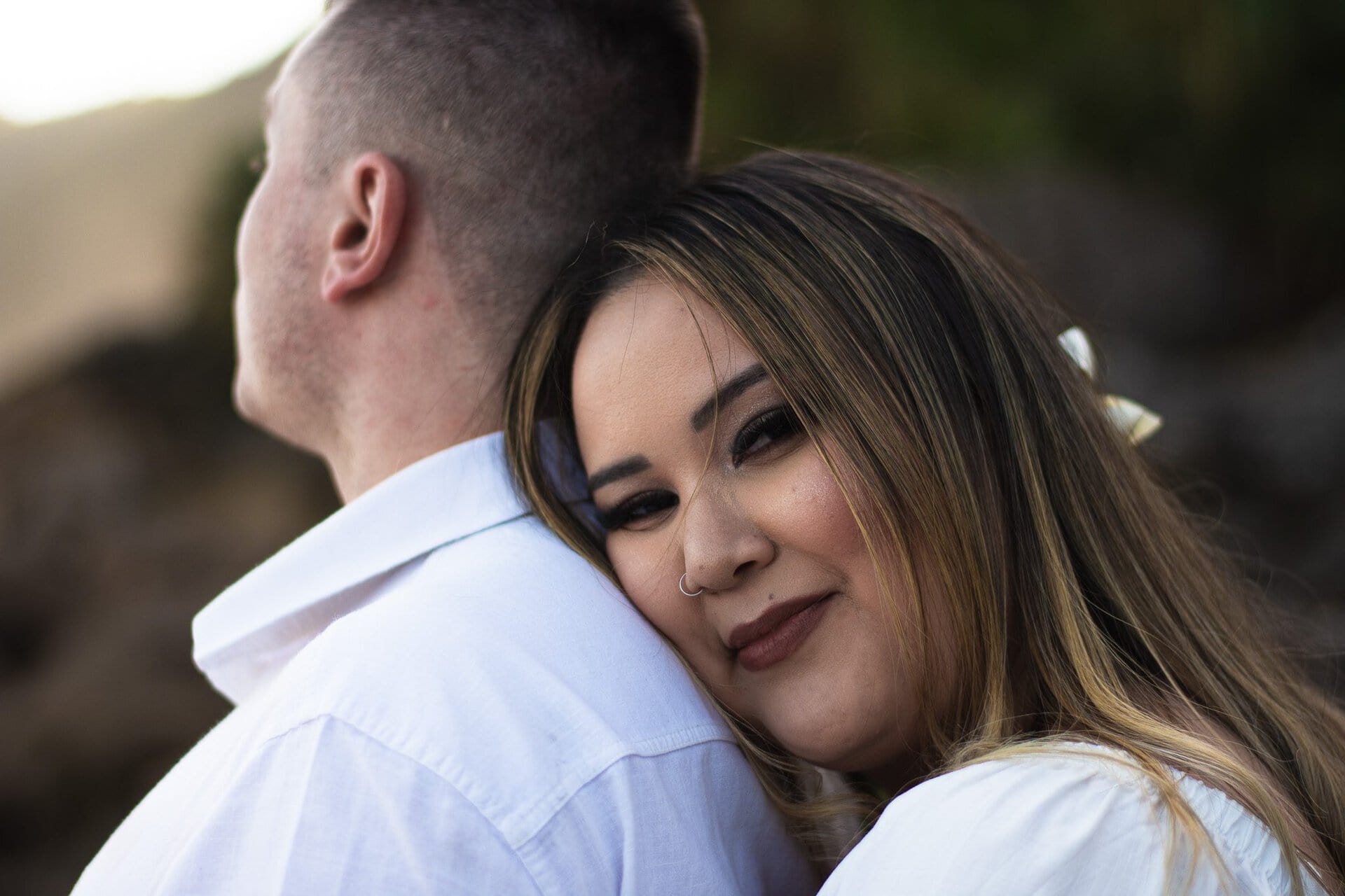 Ensaio Fotográfico Pré Wedding na praia feito pelo fotógrafo de São Paulo Guilherme Marques Fotografia de casal Ensaio de casal