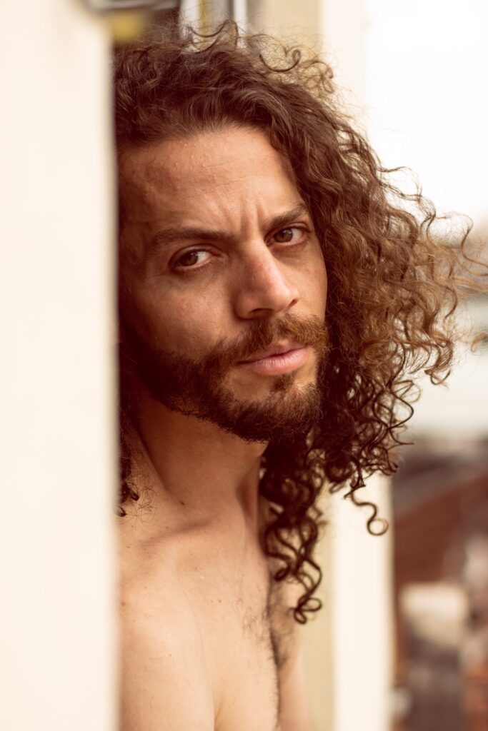 Ensaio fotográfico sensual masculino em São Paulo com modelo Andrew para antigo projeto Sereno Fotografia - Retratos masculinos - Fotógrafo profissional em São Paulo Guilherme Marques 1