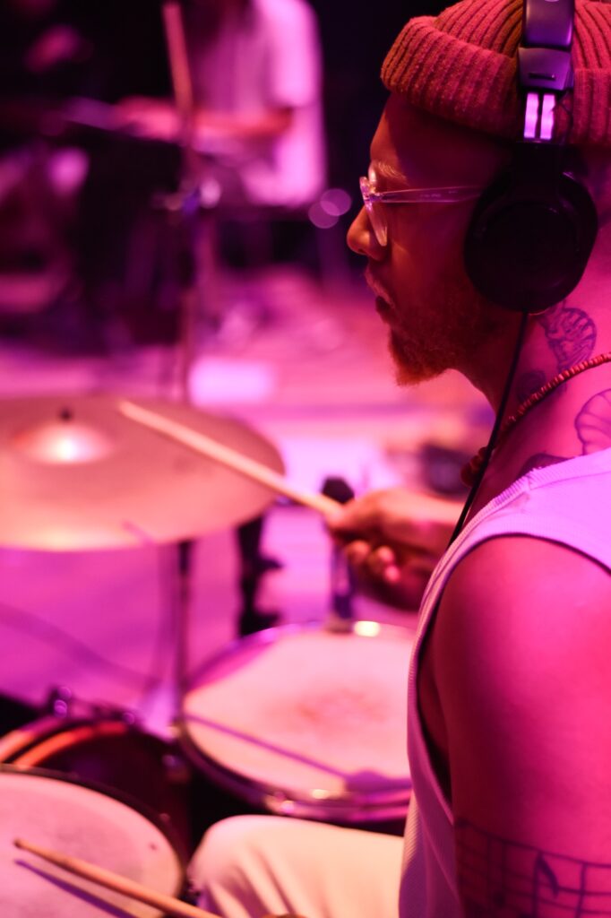 Fotografia de Show Registros fotográficos da Banda Planeta Gru acompanhando o show da Banda Família Cristal no Teatro Flávio Império em São Paulo 1