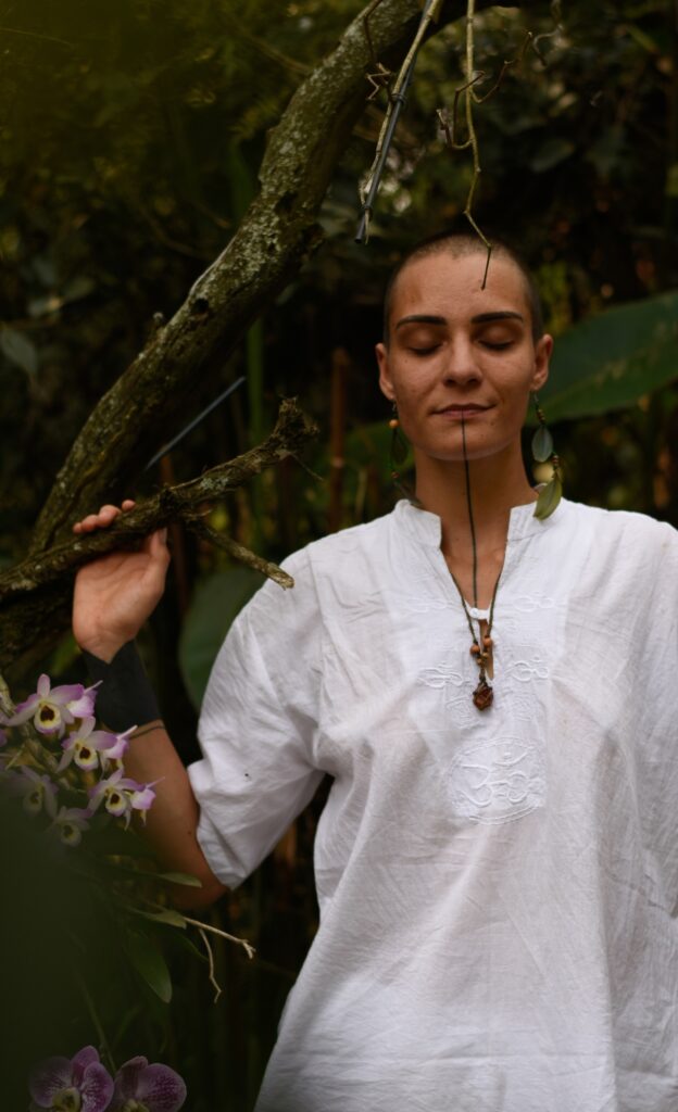Terapeuta massagista Dani Vitor - Sessão de fotos para terapeutas e massagistas - Retratos corporativos para divulgar o seu trabalho online - Fotógrafo de São Paulo Guilherme Marques