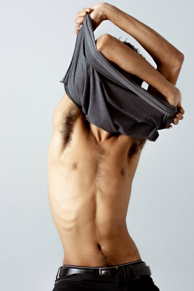 Ensaio Fotográfico Sensual Masculino - Sereno Fotografia Modelo Peagá - Fotógrafo Guilherme Marques 1