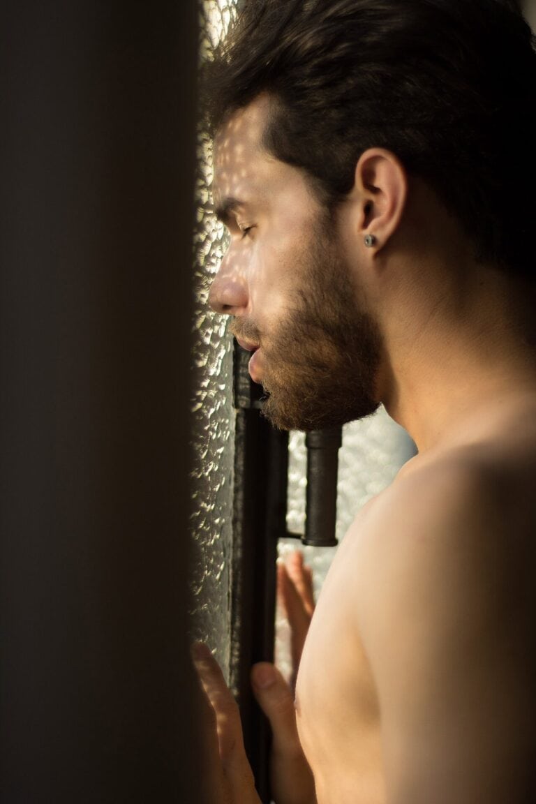 Ensaio sensual masculino com modelo Kelvin - Fotógrafo Guilherme Marques de São Paulo SP