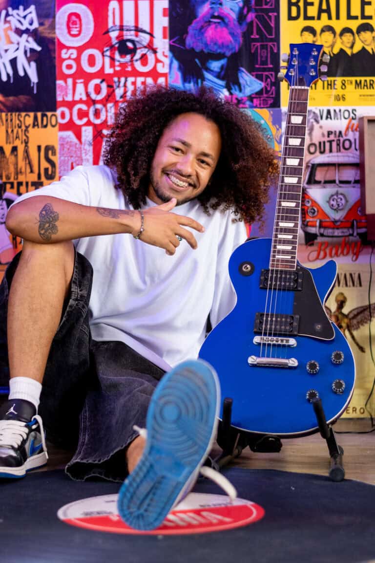 Fotógrafo Guilherme Marques - Especialista em ensaios musicais e retratos criativos.