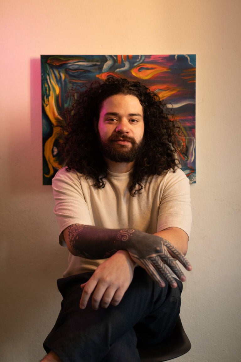 Fotógrafo Guilherme Marques, especialista em ensaios e retratos, com destaque na fotografia artístic.