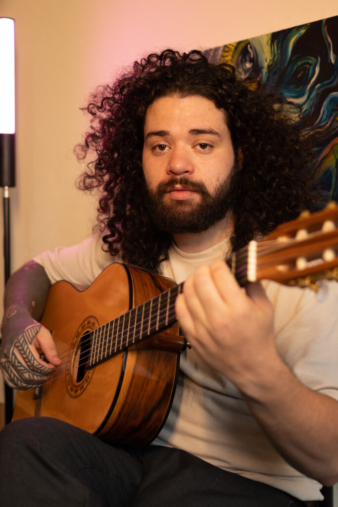 Fotógrafo Guilherme Marques - ensaio de música ao vivo com guitarra.