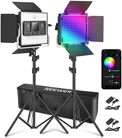 Iluminação de estúdio com luzes LED ajustáveis e controle via app para fotógrafos profissionais.